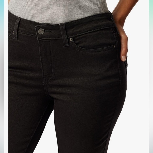 NWT Signature by Levi Strauss & Co. Gold Women's Totally Shaping Straight Jeans - Picture 6 of 9